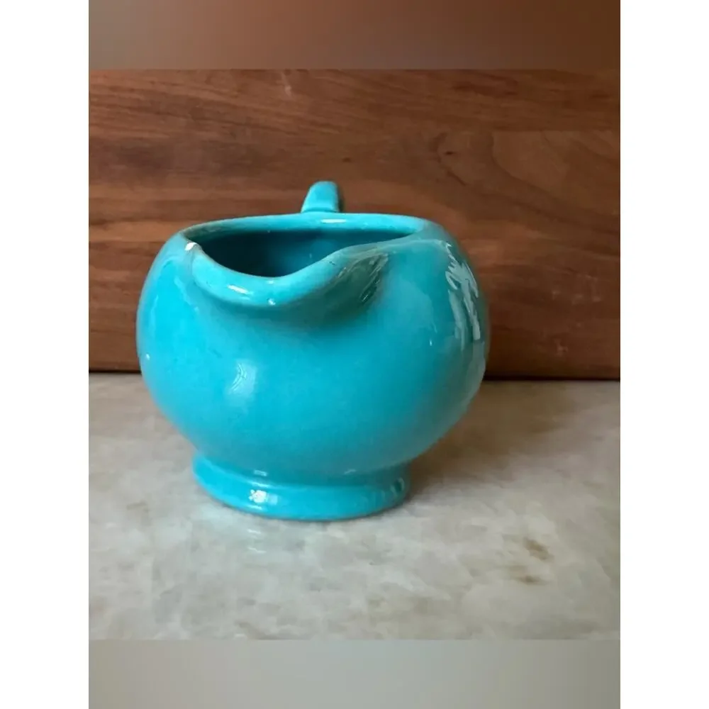 Metlox poppy trail vintage turquoise creamer